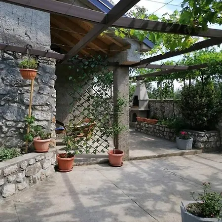 Ane - Apartment Bribir (Primorje-Gorski Kotar)
